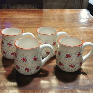 The Pioneer Woman 18oz Belly Mugs